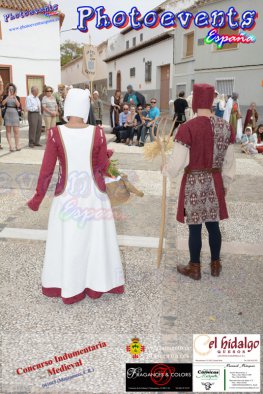 Concursantes de indumentaria medieval 2015